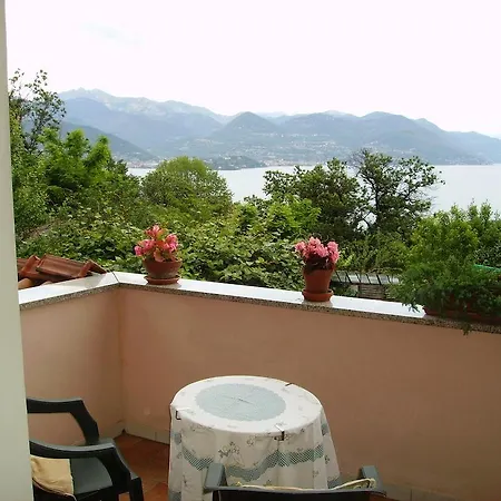 Madonna Della Neve Alojamento de Acomodação e Pequeno-almoço Stresa